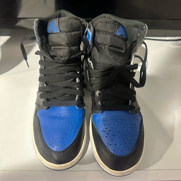 2017 Air Jordan 1 Retro High OG 'Royal' - Picture 2 of 5